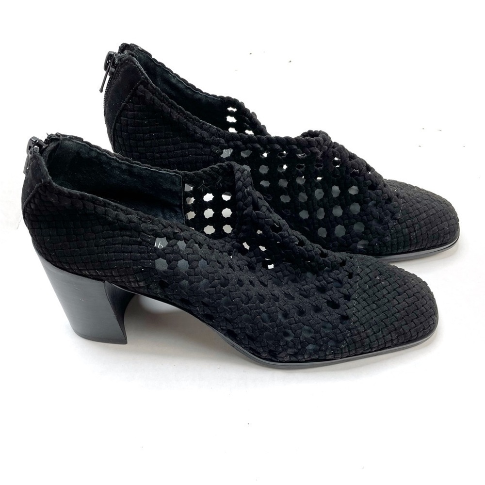 Elegant Black Women's Heeled Shoes